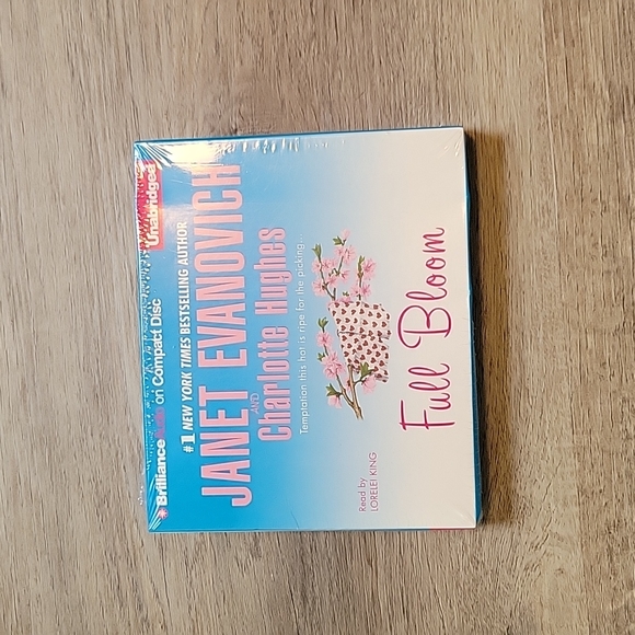 janet evanovich Other - Full bloom by Janet Evanovich audio book